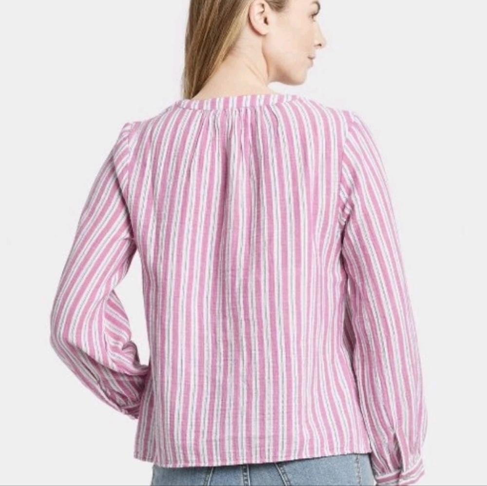 Universal Thread Stripped TopPink and White Strip… - image 2